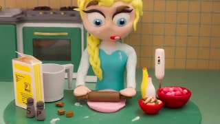 Frozen Elsa Make a Birthday Cake for Anna  Frozen Play Doh Cartoon Stop Motion