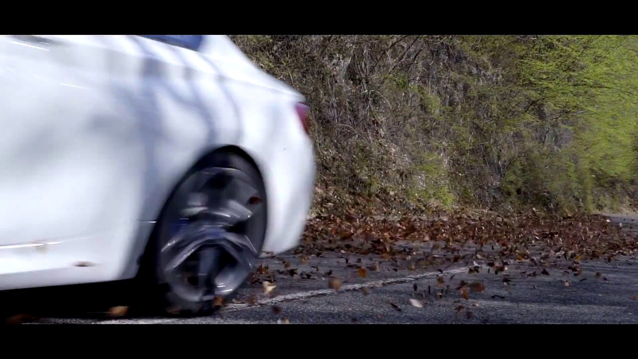 BMW M240i Preview