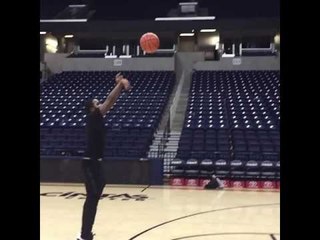 Adrien Broner  ballin - esnews boxing