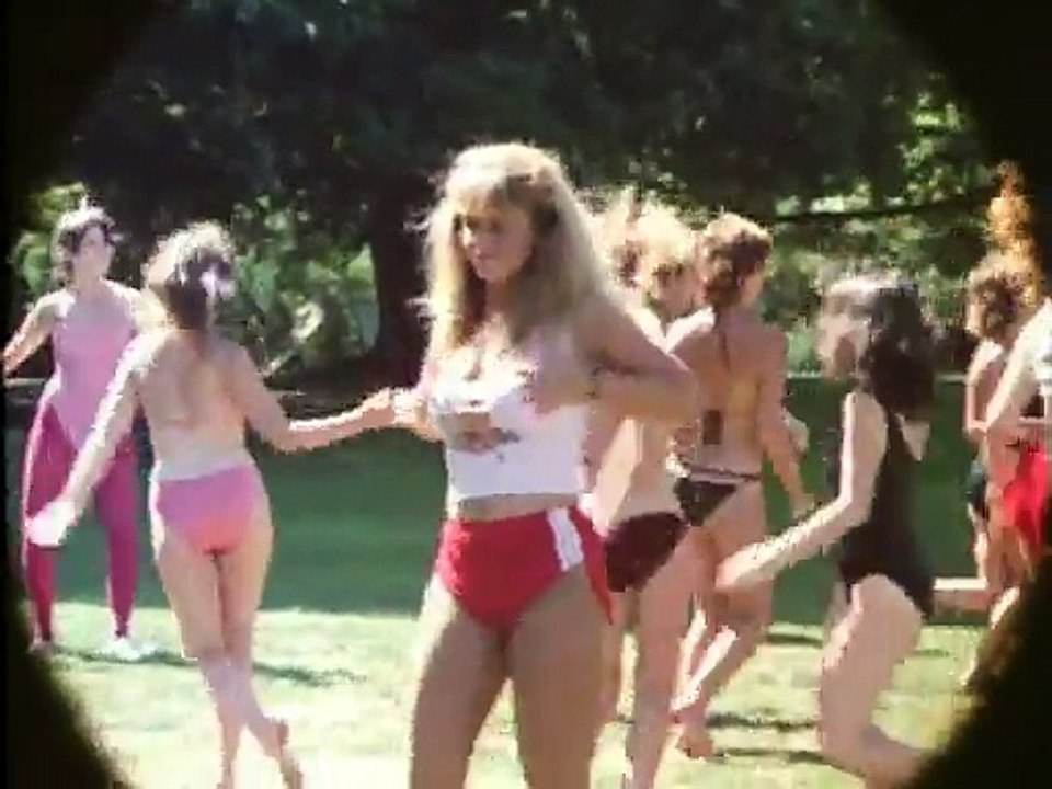Oddballs (1984) 2/2