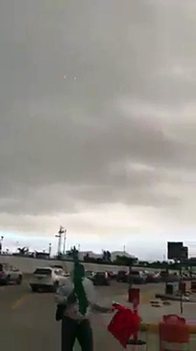 Thousands of UFO in Tijuana Mexico / Miles de Ovnis En Tijuana Mexico