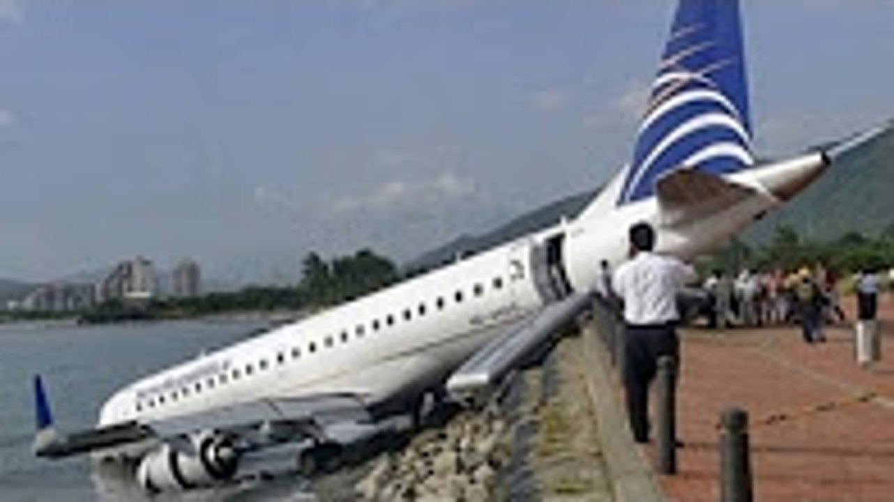 Airplane сrashes, failed takeoff aircraft and crosswind landings #1