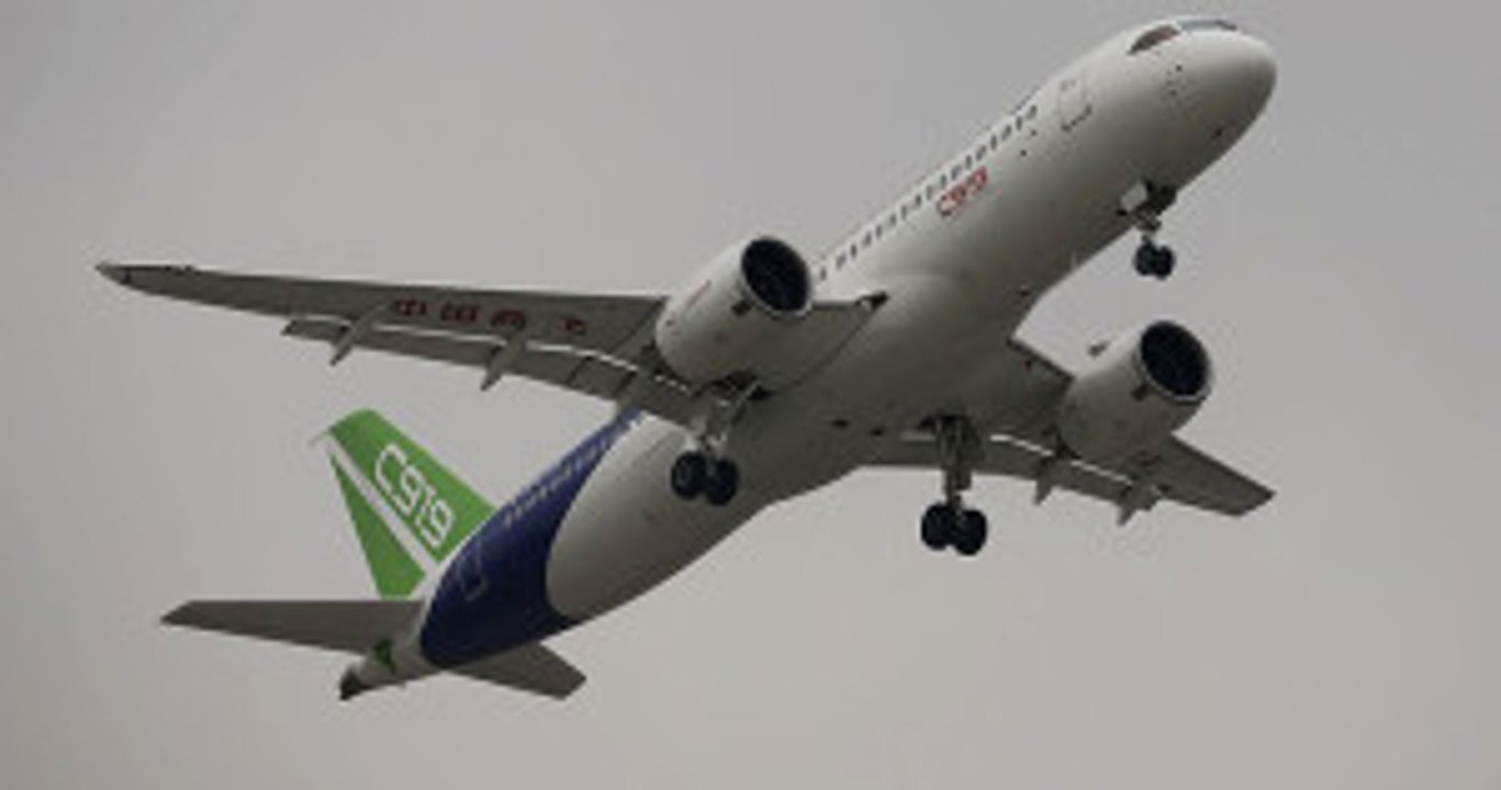 Çin'in İlk Yolcu Uçağı C919 Test Uçuşunu Tamamladı