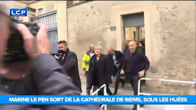 Marine Le Pen sort de la cathédrale de Reims sous les huées