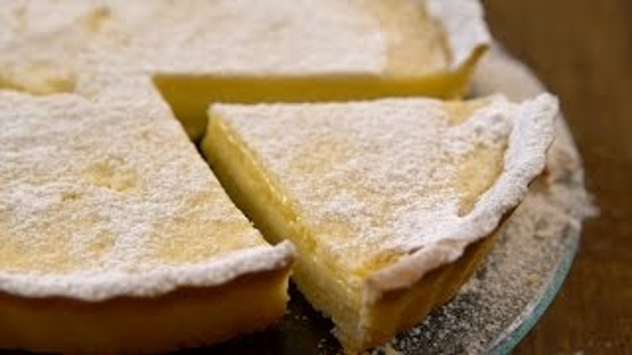 How To Make Lemon Tart | Lemon Tart Recipe | Quick & Easy British Dessert Recipe | Neelam Bajwa
