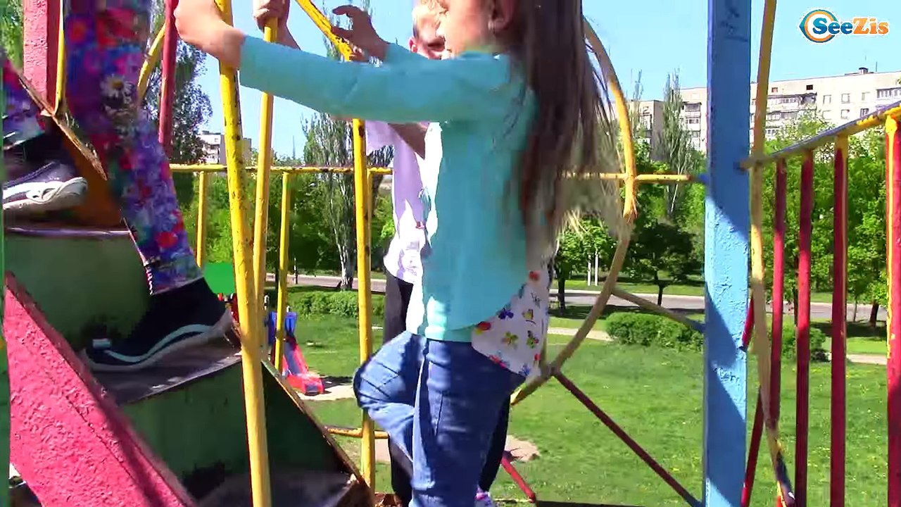 Кукла Беби Бон с Коляской на самой страшной и н...