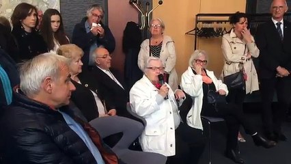 Une ancienne déportée chasse des militants FN d'une cérémonie d'hommage