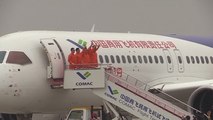 China inicia la carrera aérea tras el éxito del primer vuelo del C919