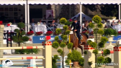 Equitazione Piazza di Siena 2017, l'appello di Lorenzo De Luca
