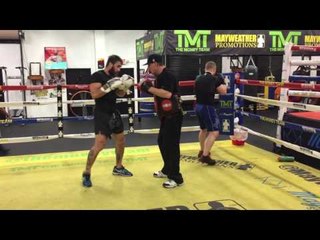 mma star phil baroni working out at mayweather boxing club - esnews boxing