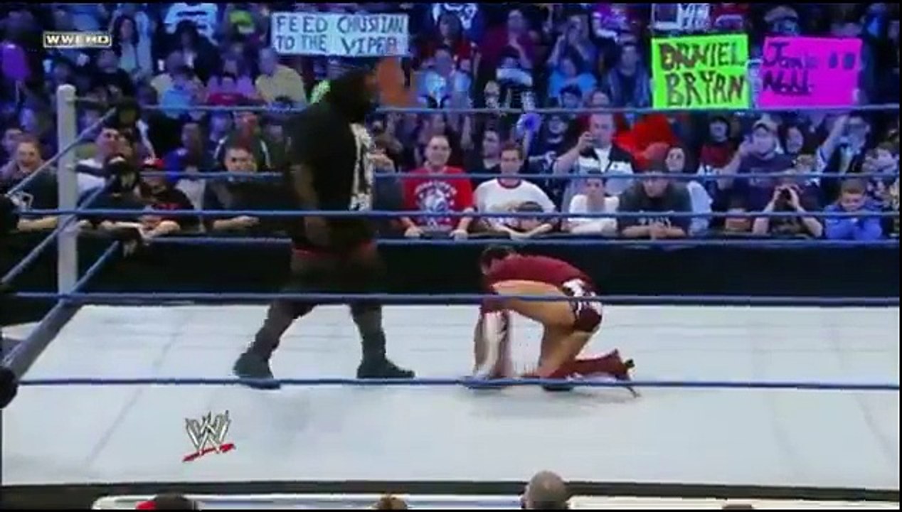 Mark Henry Attacks Daniel Bryan WWE Smackdown November 18th 2011