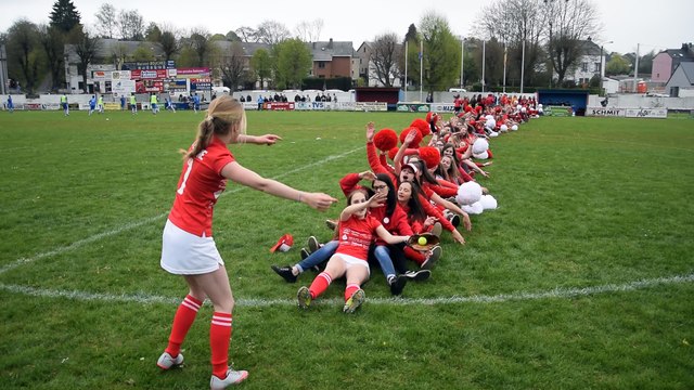 Ruban bleu 2017 : les Poètes fête la victoire en baseball