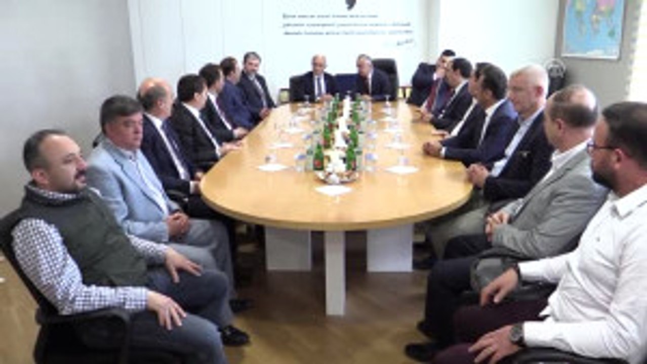 Türkiye'de Yatırım Yapan Yabancılara Vatandaşlık Hakkı Verilmesi