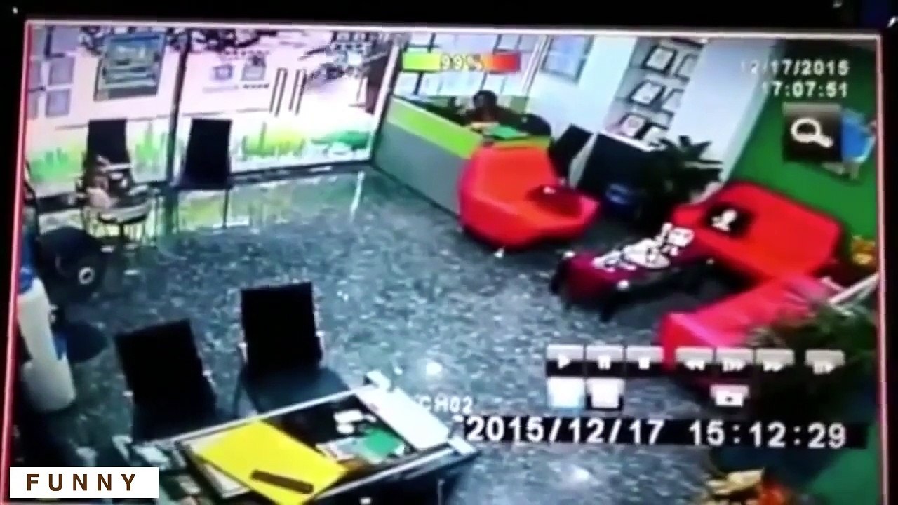 ضحك بلا حدود اقوى المقالب والمواقف المضحكة 2017