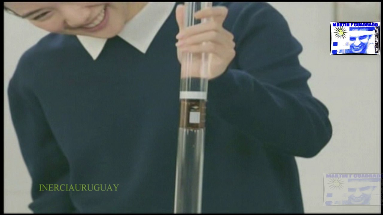 QUE PASARA CON EL FRASCO SI LE QUITAMOS EL AGUA AL TUBO ? AIRE Y AGUA HORA DE NUESTRO EXPERIMENTO