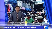 Razia PKL Tanah Abang Diwarnai Protes Pedagang