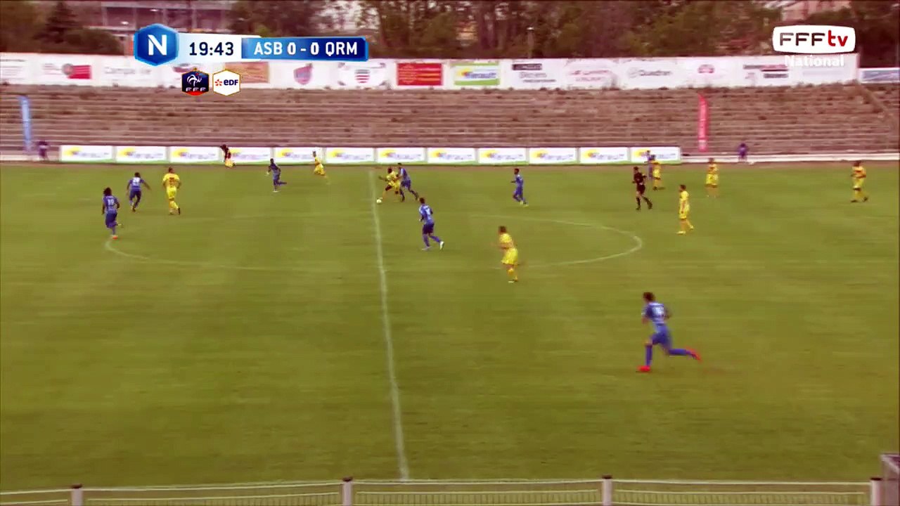 Frappe enroulée de Taufflieb qui ne pose pas de problème pour Novaes