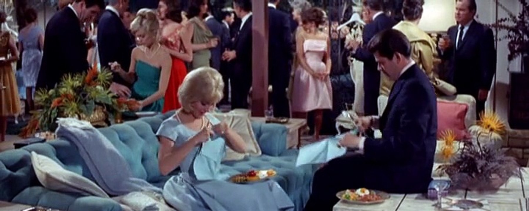 Looking for Love (1964) 2/2