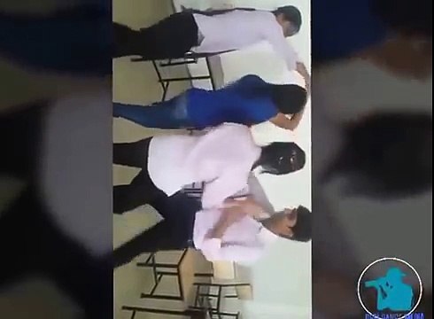 DESI GIRLS Classroom Dance on dj songs ¦ Girls and Boys full masti Dance at Scho