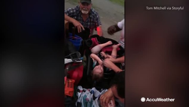 TRENDING: Dramatic water rescue of children from capsized truck; Avalanche narrowly misses Russian ski resort