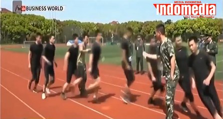 Lucu dan Unik Ketika Pemadam Kebakaran Bermain Lompat Tali