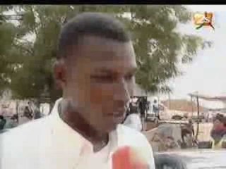 JT Français du 15 Avril 2012 La Gare Routière de Darou Marnane est Envahie par les Ordures