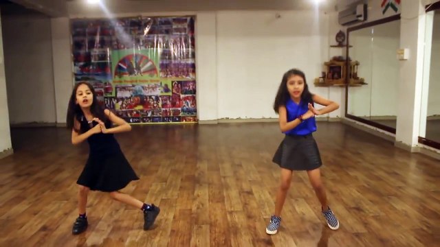 A Flying Jatt - Title Track - Tiger Shroff & Jacqueline Fernandez ft. Bollywood Mixtape.