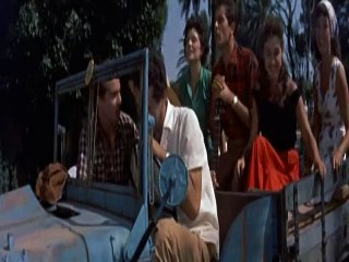 Three Coins in the Fountain (1954) 1/2