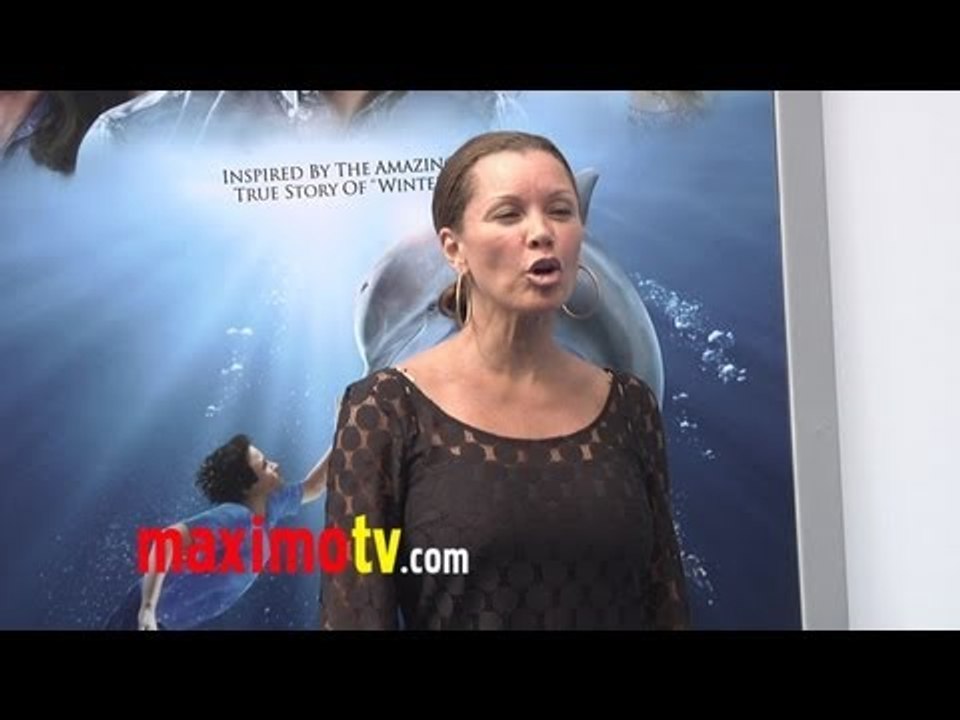 Vanessa Williams at DOLPHIN TALE 3D Premiere - Desperate Housewives
