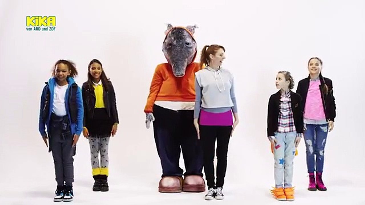 Komm, lass uns tanzen - Das TanzAlarm-Lied (A E I O U) 2017 | Mehr auf KiKA.de