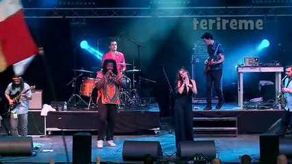 Πήρα απ' το χέρι σου νερό