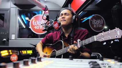 Rence Rapanot covers  Himig ng Pag-ibig  (Asin) LIVE on Wish 107.5 Bus