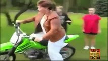 NEW Motorcycle Accidents Compilation Stunke Crashes Motorbike Accidents 2017 HD
