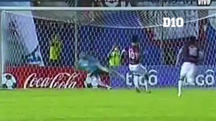 Julio Dos Santos, magia e historia