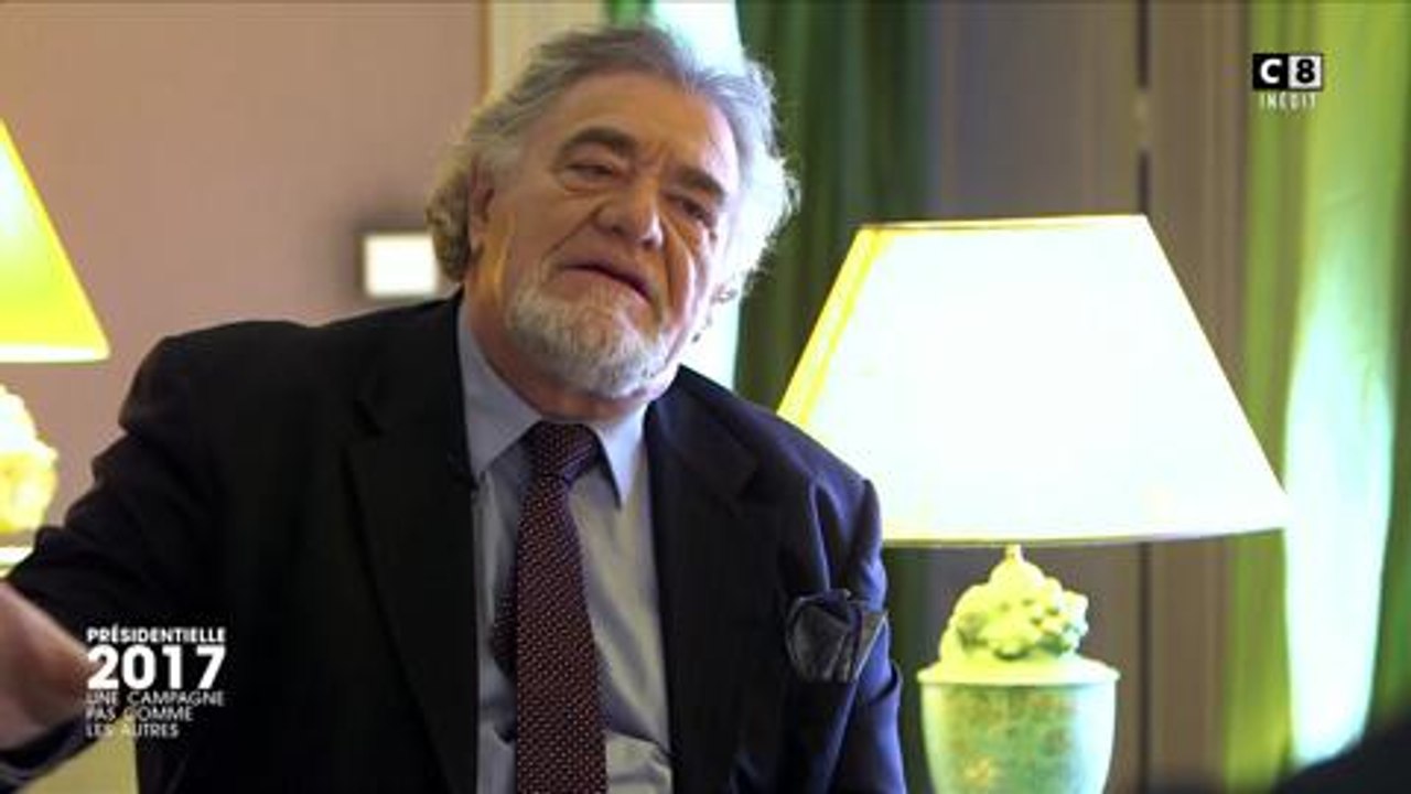 Le coach vocal d'Emmanuel Macron décrit sa voix