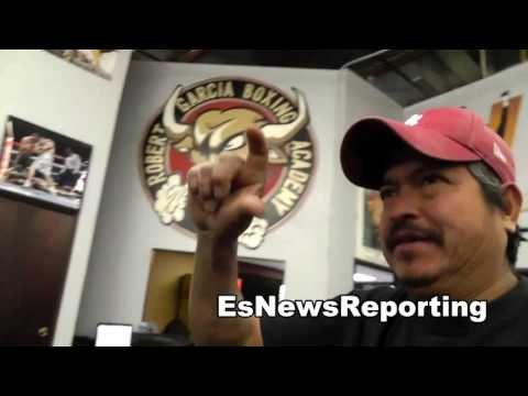 pajaro how he takes pics with prettty ladies - esnews boxing