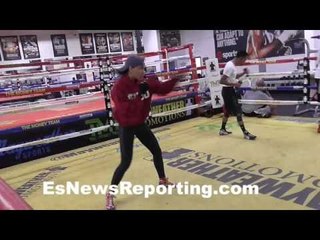 Female champ Ava Knight putting in work at TMT gym - EsNews Boxing