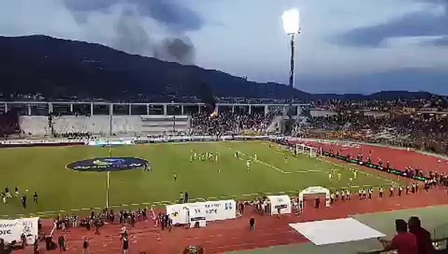 Η φωτιά στην κερκίδα των οπαδών της ΑΕΚ