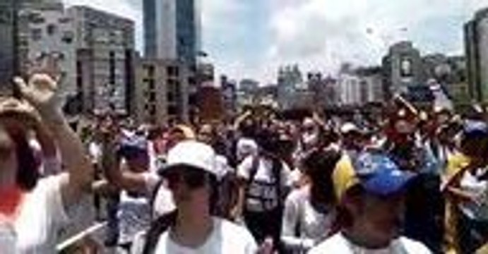 Women Sing National Anthem During Protest for Peace in Caracas