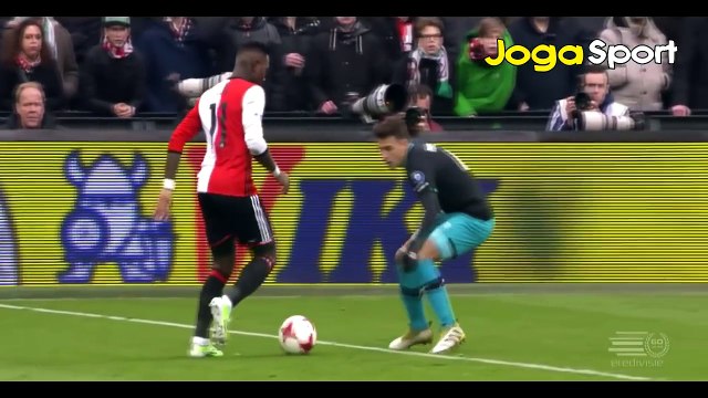 Las Jugadas Más Humillantes del Fútbol - GOLES, JUGADAS, LUJOS y MÁS