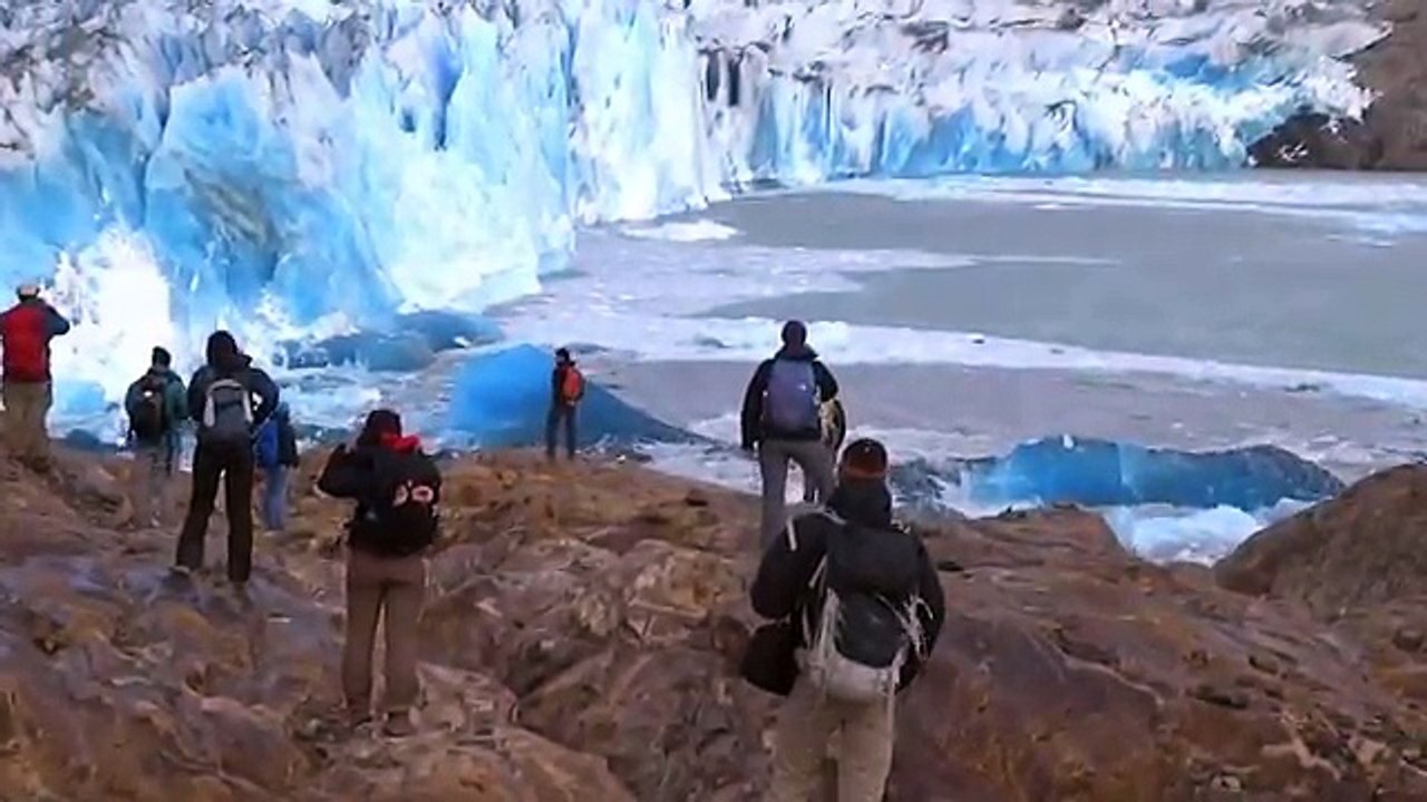 Ice Wall Collapses