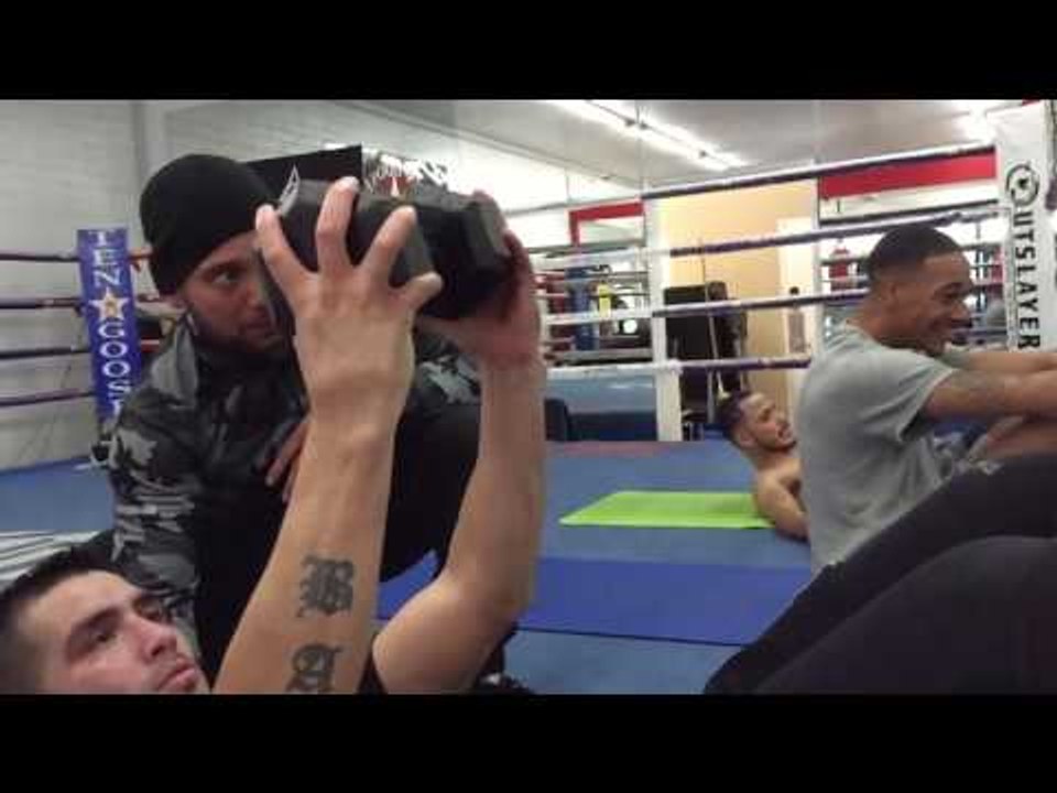 brandon rios pushing weights - esnews boxing