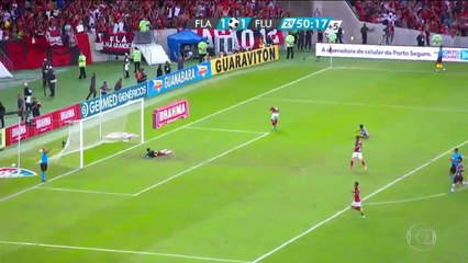 Gol de Rodinei contra o Fluminense. Gol do título carioca 2017
