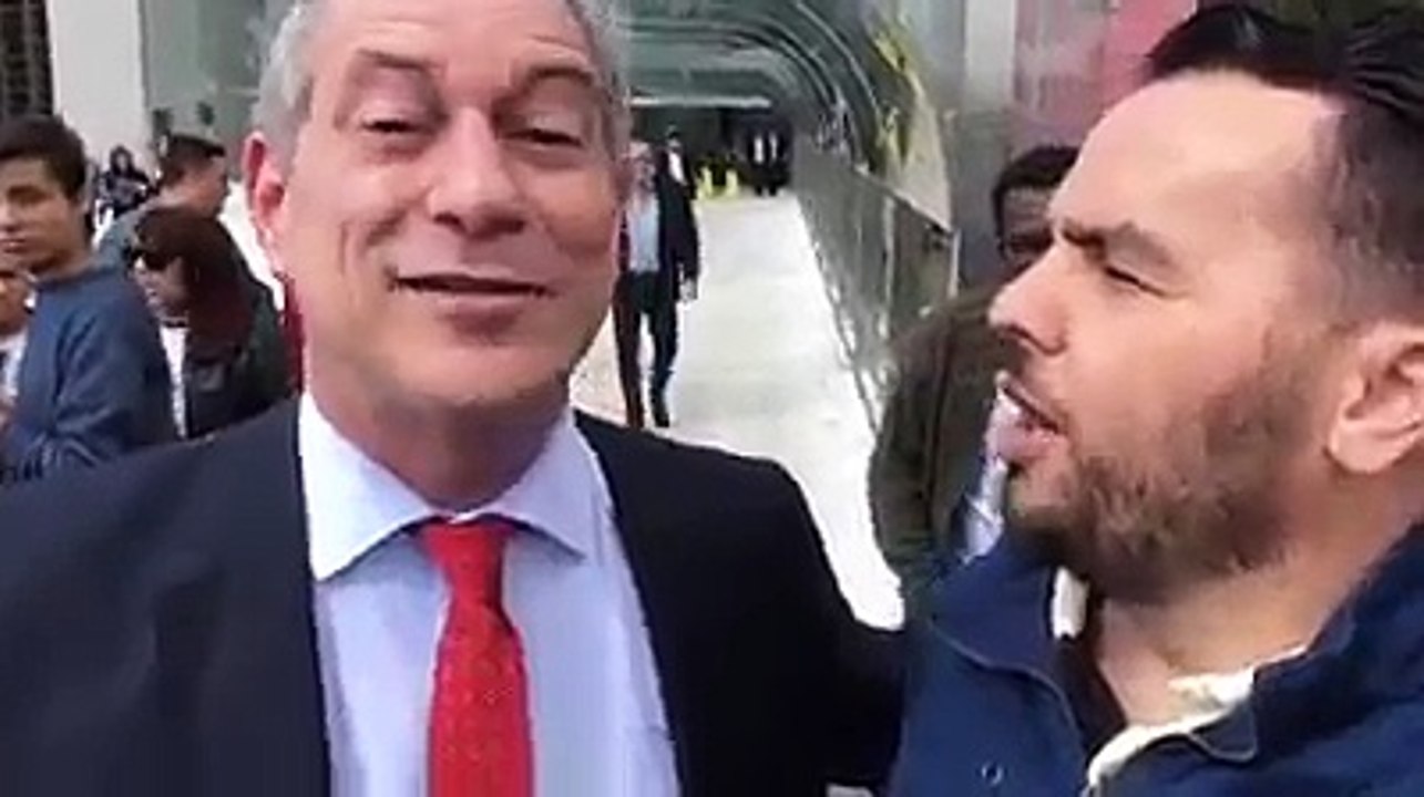 Ciro Gomes chama João Doria de farsante e elogia Jair Bolsonaro