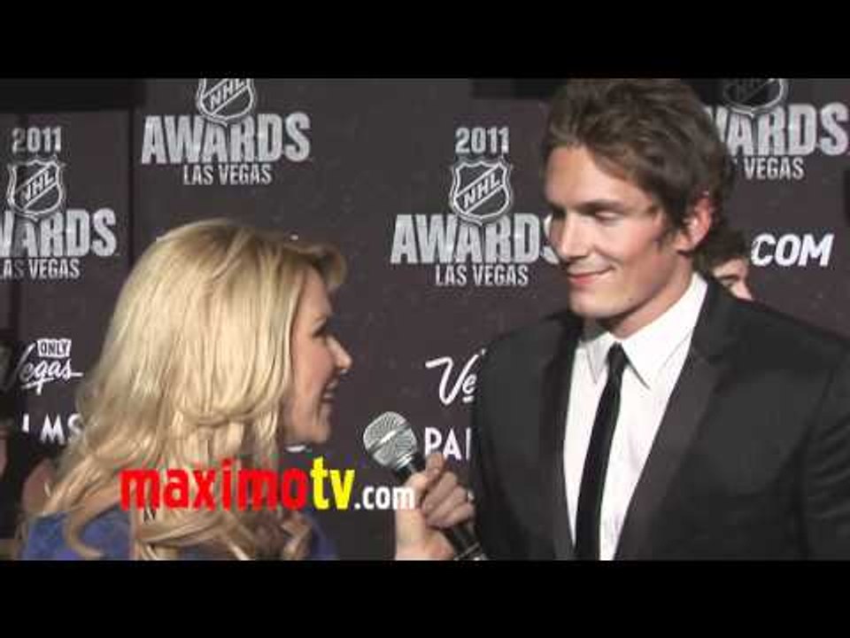 Loui Eriksson Interview at 2011 NHL Awards Red...
