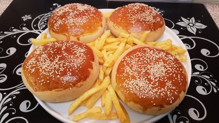 Chicken Pizza Burgers چکن پزا برگر / Cook With Saima