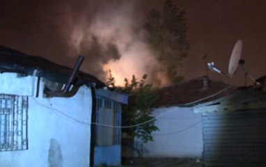 Başkent'te Gece Yarısı Korkutan Yangın