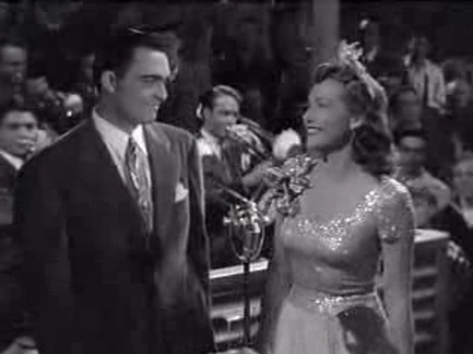 8Glenn Miller Orchestra - At Last