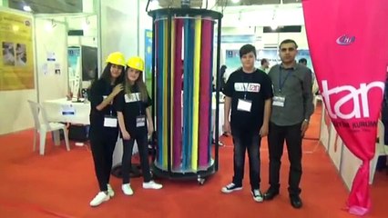 lkokul öğrencileri, Güneş, Rüzgar,Kar ve Yağmurdan Elektrik Üreten Santral Yaptı