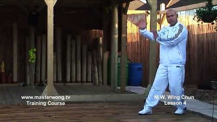 Wing Chun for beginner lesson 4 basic leg exercise moving forward changing sides